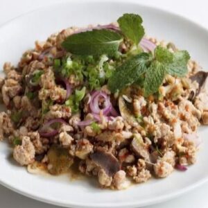 larb gai (thai chicken salad)