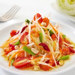 thai papaya salad (som tam)